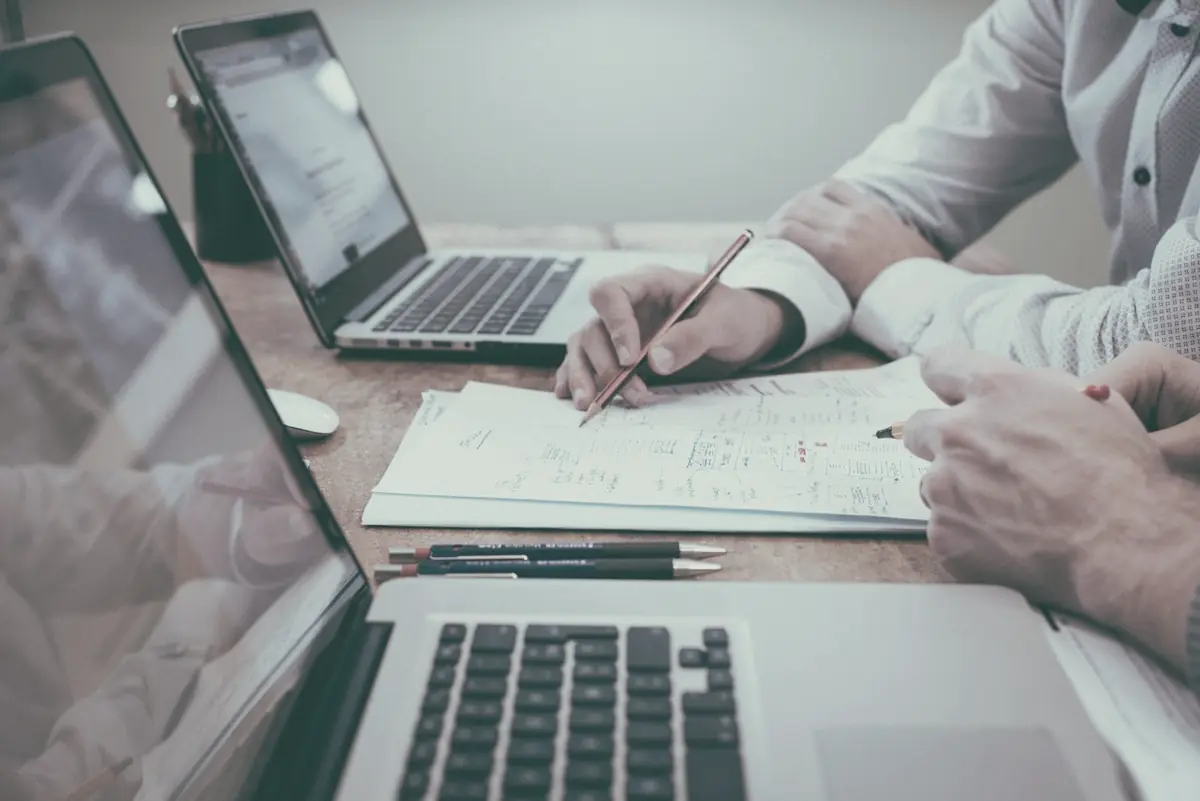 Revue documentaire d'audit — entretiens et tests